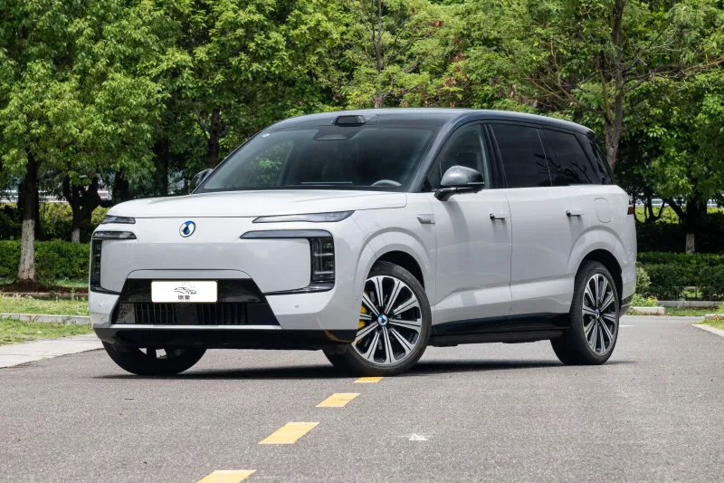 比亚迪 BYD 腾势N8L旗舰型