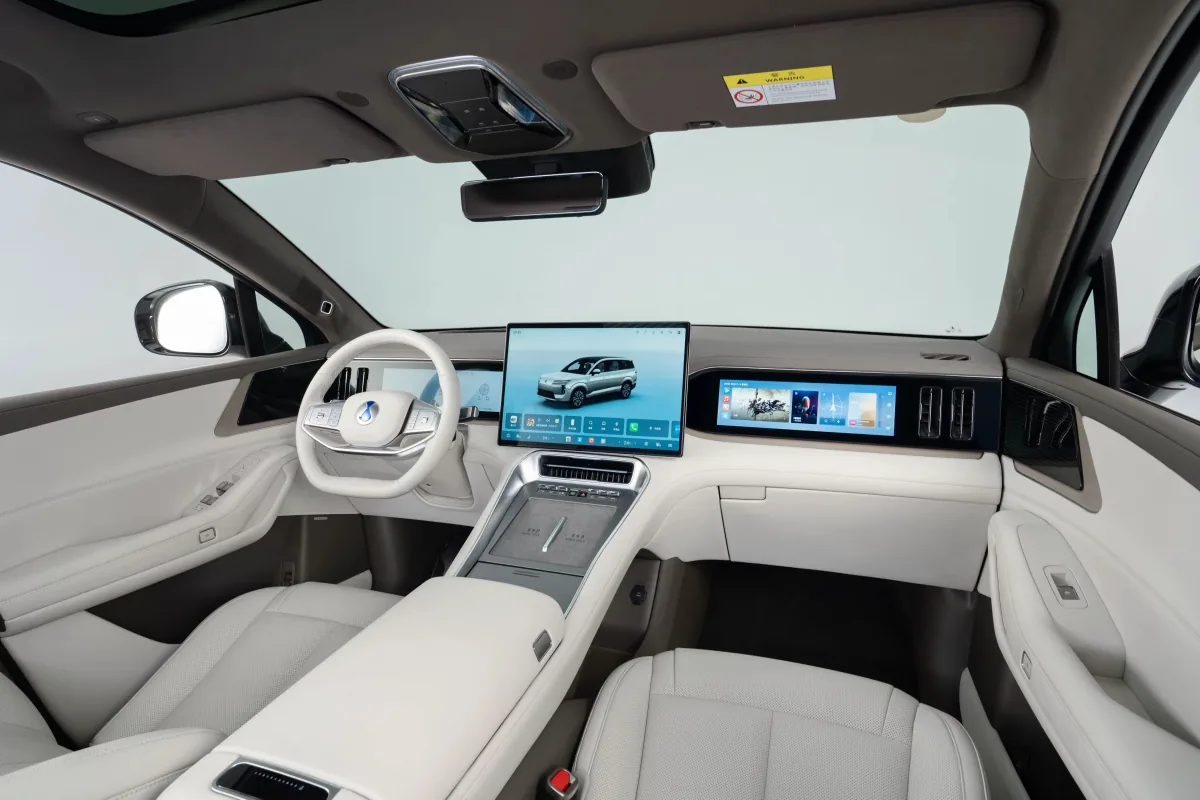 比亚迪 BYD 腾势N8L旗舰型 8