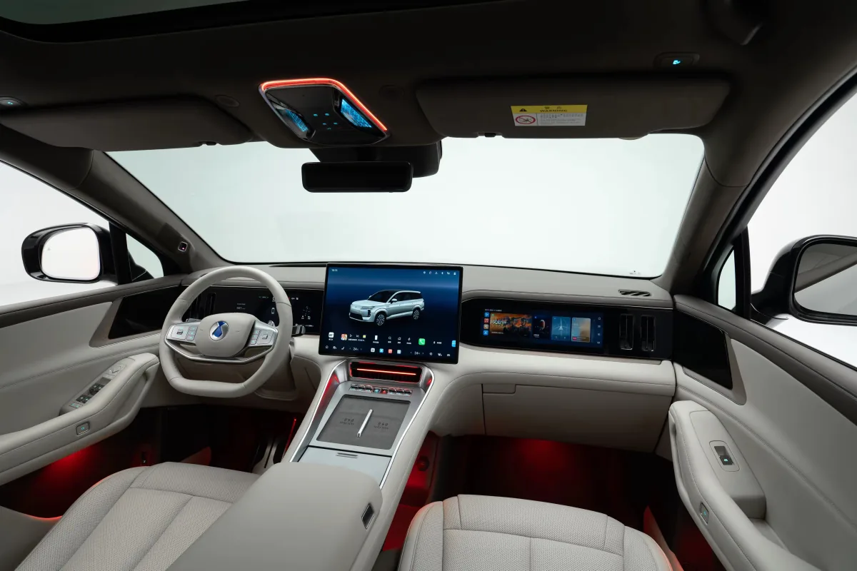 比亚迪 BYD 腾势N8L旗舰型 9