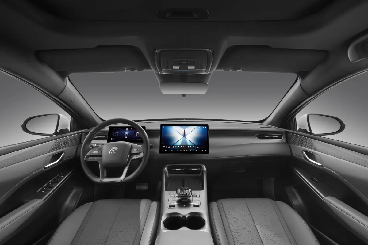 比亚迪 BYD 秦PLUS DM-i 15