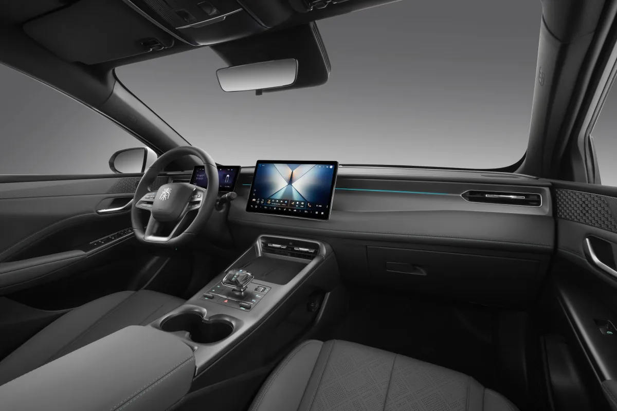 比亚迪 BYD 秦PLUS DM-i 16