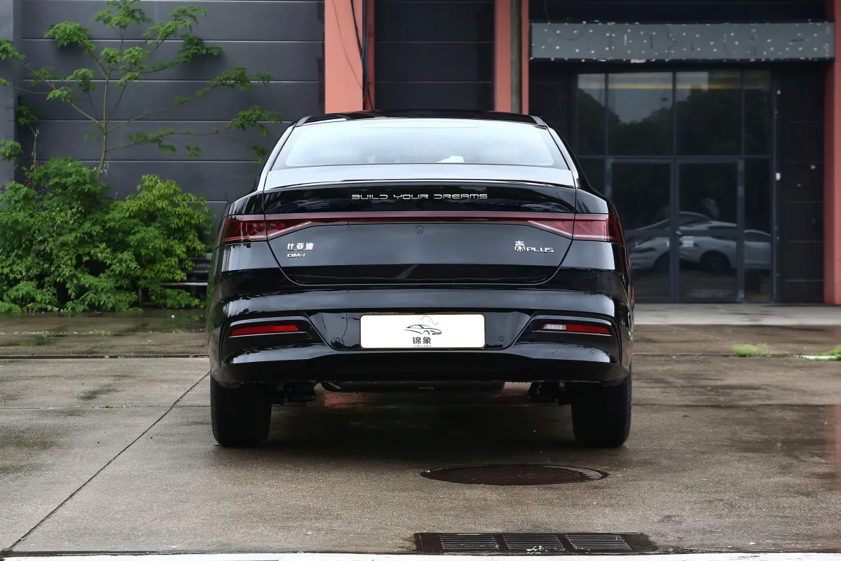 比亚迪 BYD 秦PLUS DM-i 7