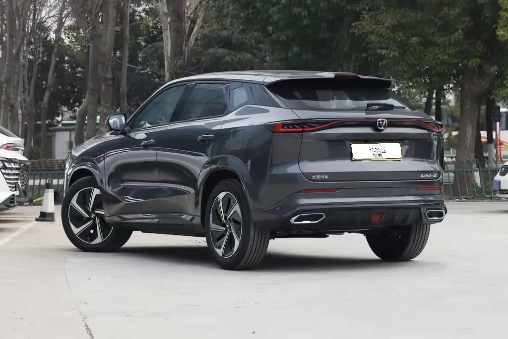 长安 Changan 2025 款 UNI-Z-PHEV 21