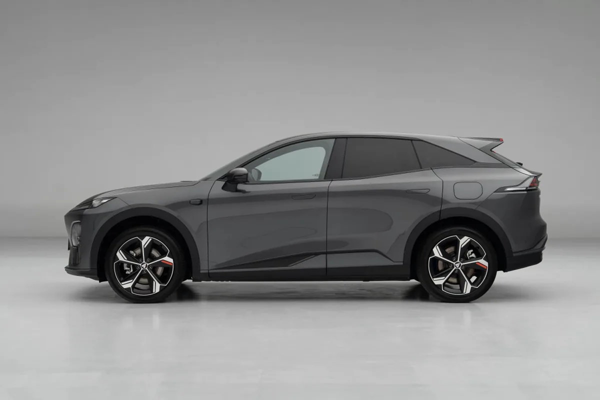长安 Changan 深蓝 S07 5