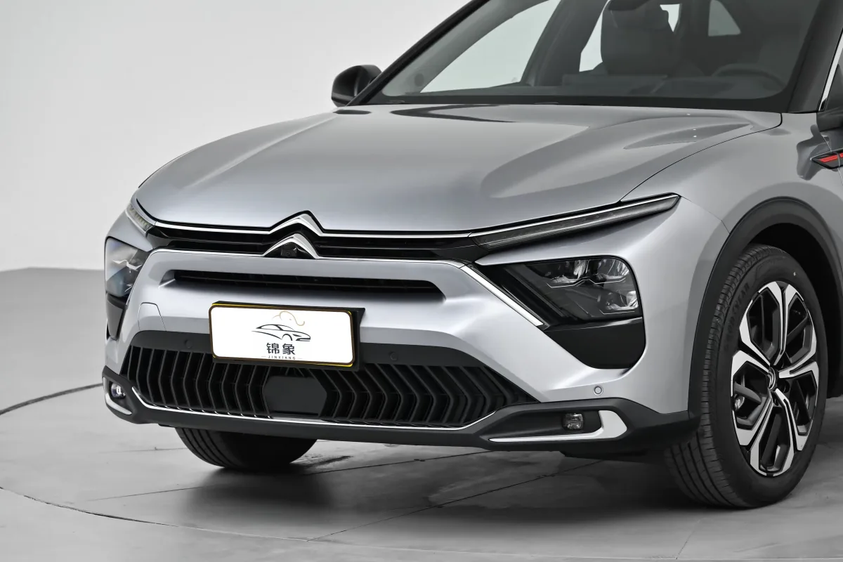 东风 Dongfeng 雪铁龙C5X 9