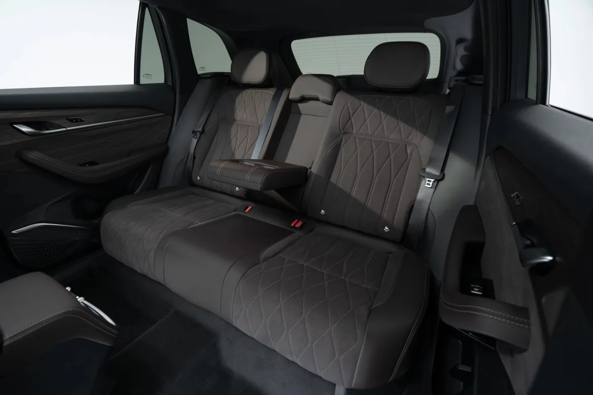 吉利 Geely 星越L 13