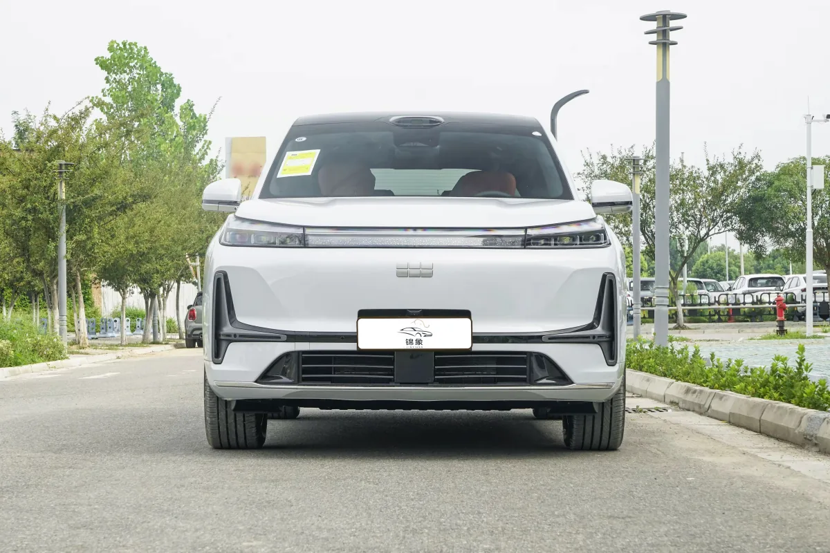 吉利 Geely 银河M9 13