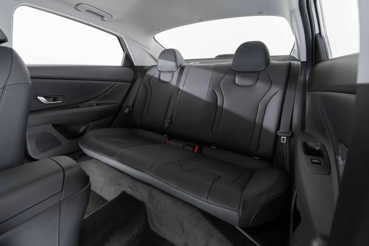 现代 Hyundai 伊兰特 12