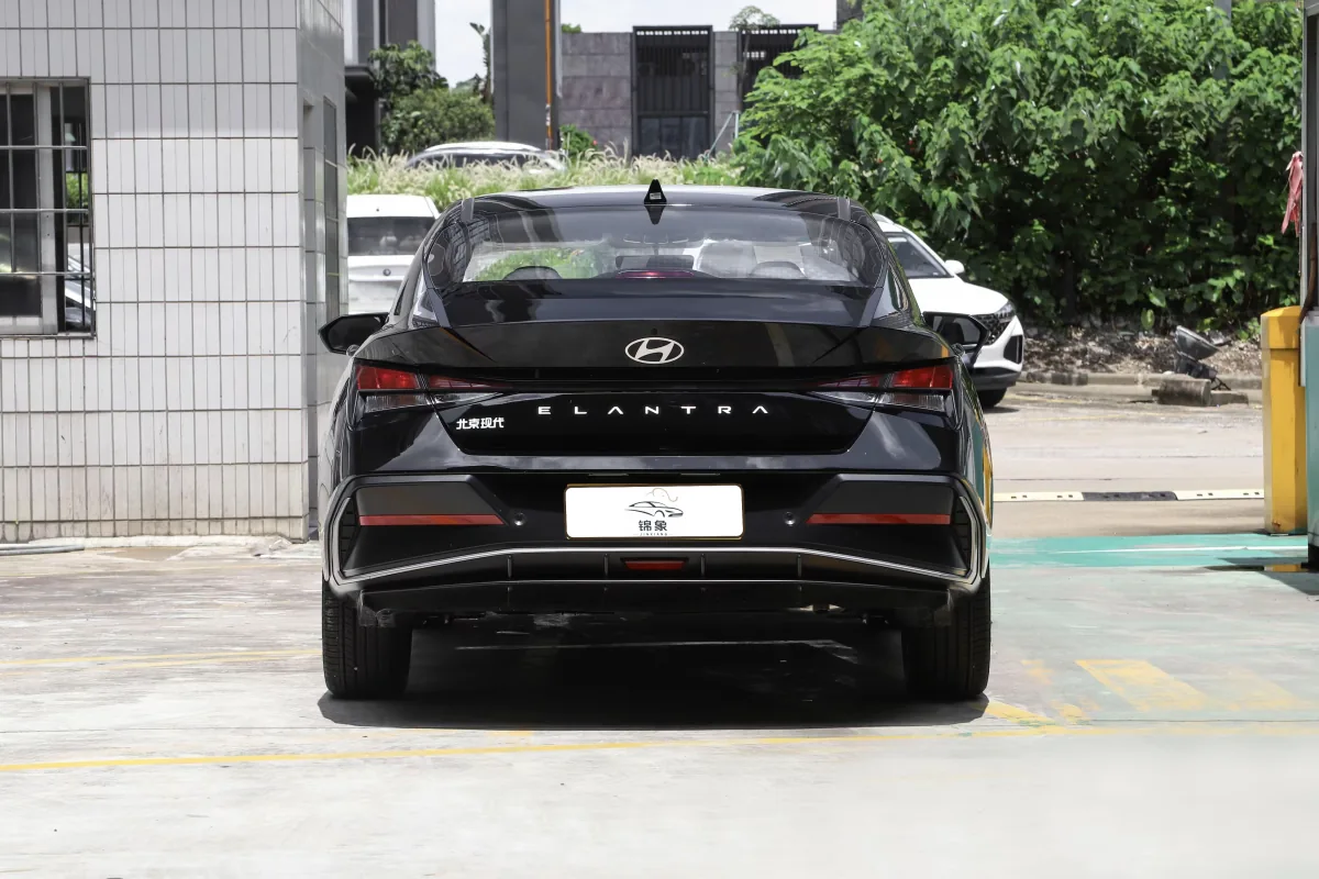 现代 Hyundai 伊兰特 19