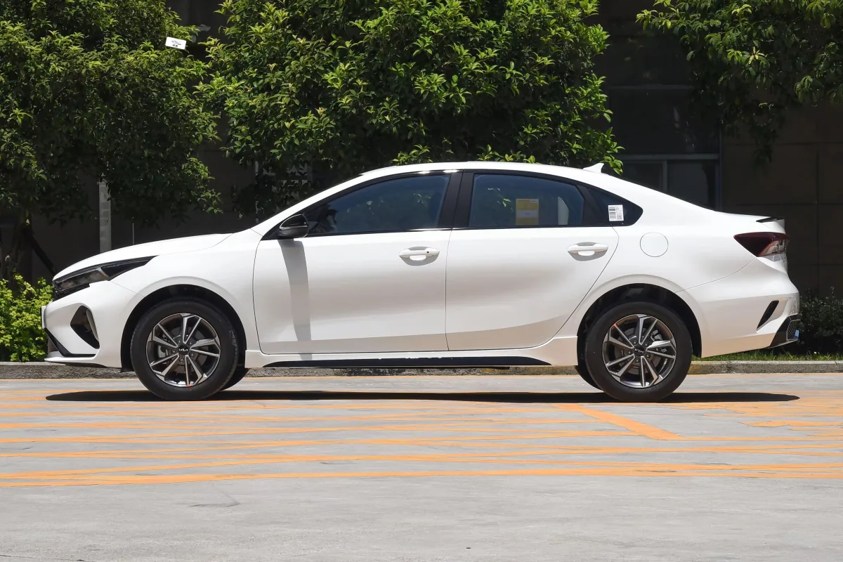 起亚 Kia K3 4