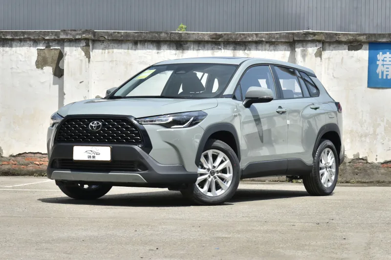 丰田 Toyota 卡罗拉锐放