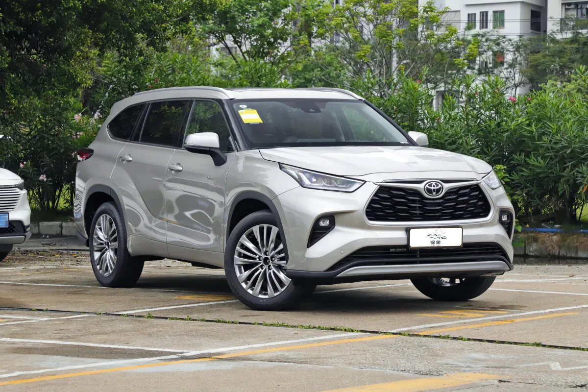 丰田 Toyota 汉兰达 10