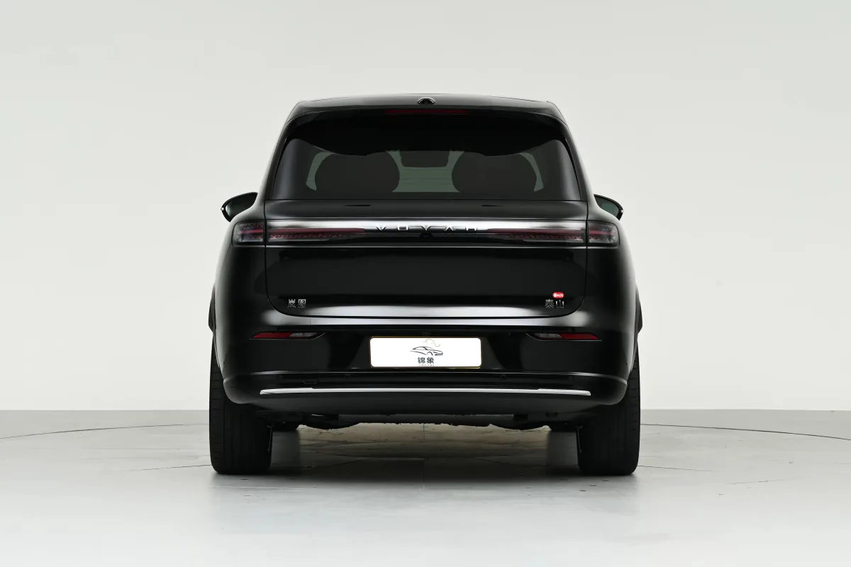 岚图 Voyah 岚图泰山Max 6
